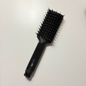 3CE Black Hair Brush